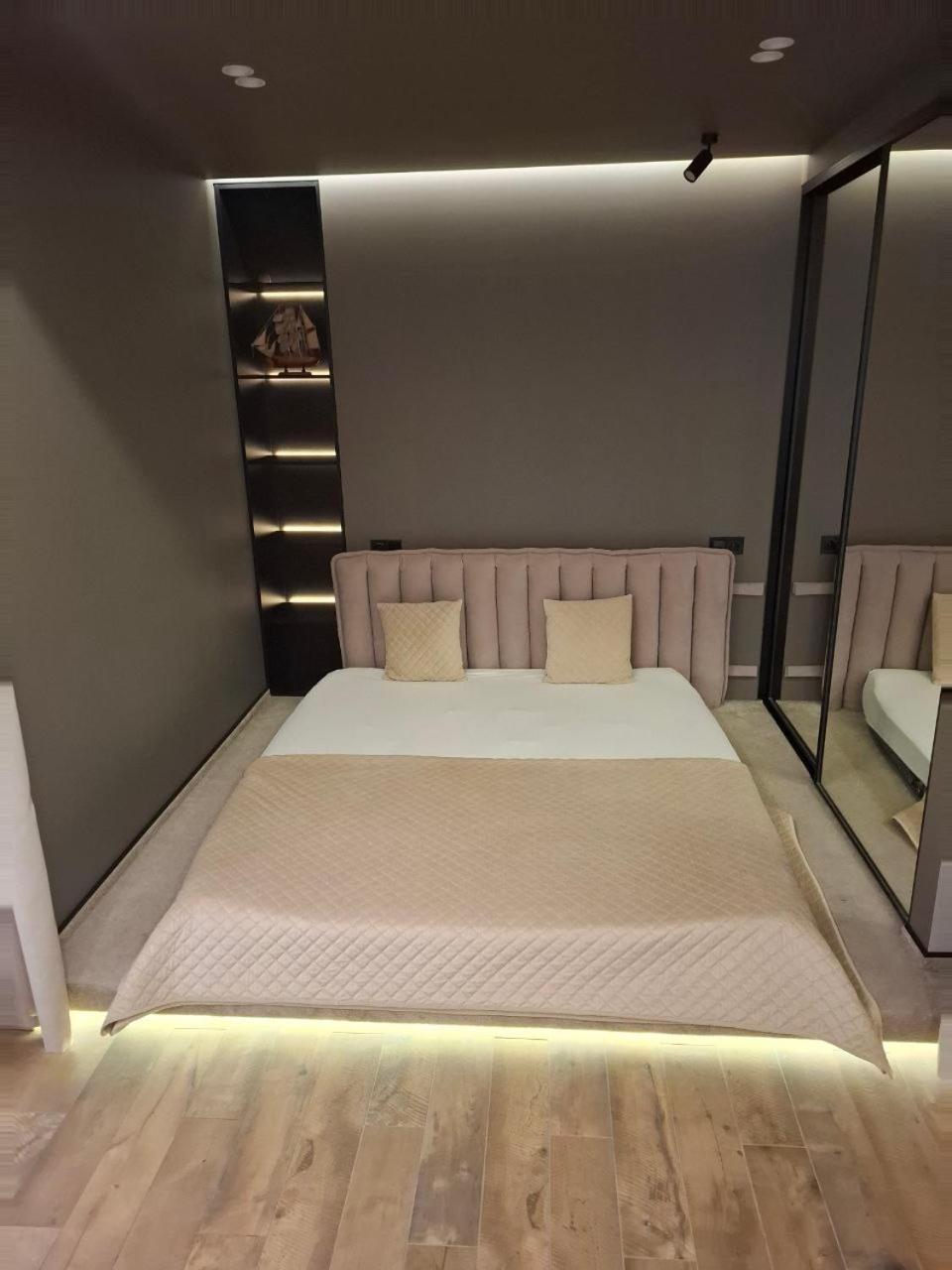Vodogray Luxury Apartments With Underground Parking Елітний Житловий Комплекс 切尔诺夫策 外观 照片
